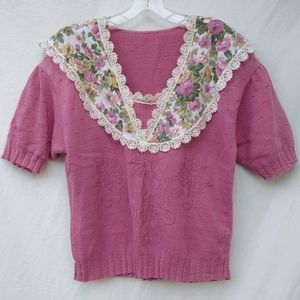 Vintage Pink Knit Top with Wide Floral Lace Collars
